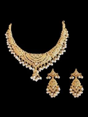 Fresh water pearl necklace set in gold plated silver ( SHIPS IN 5 WEEKS )