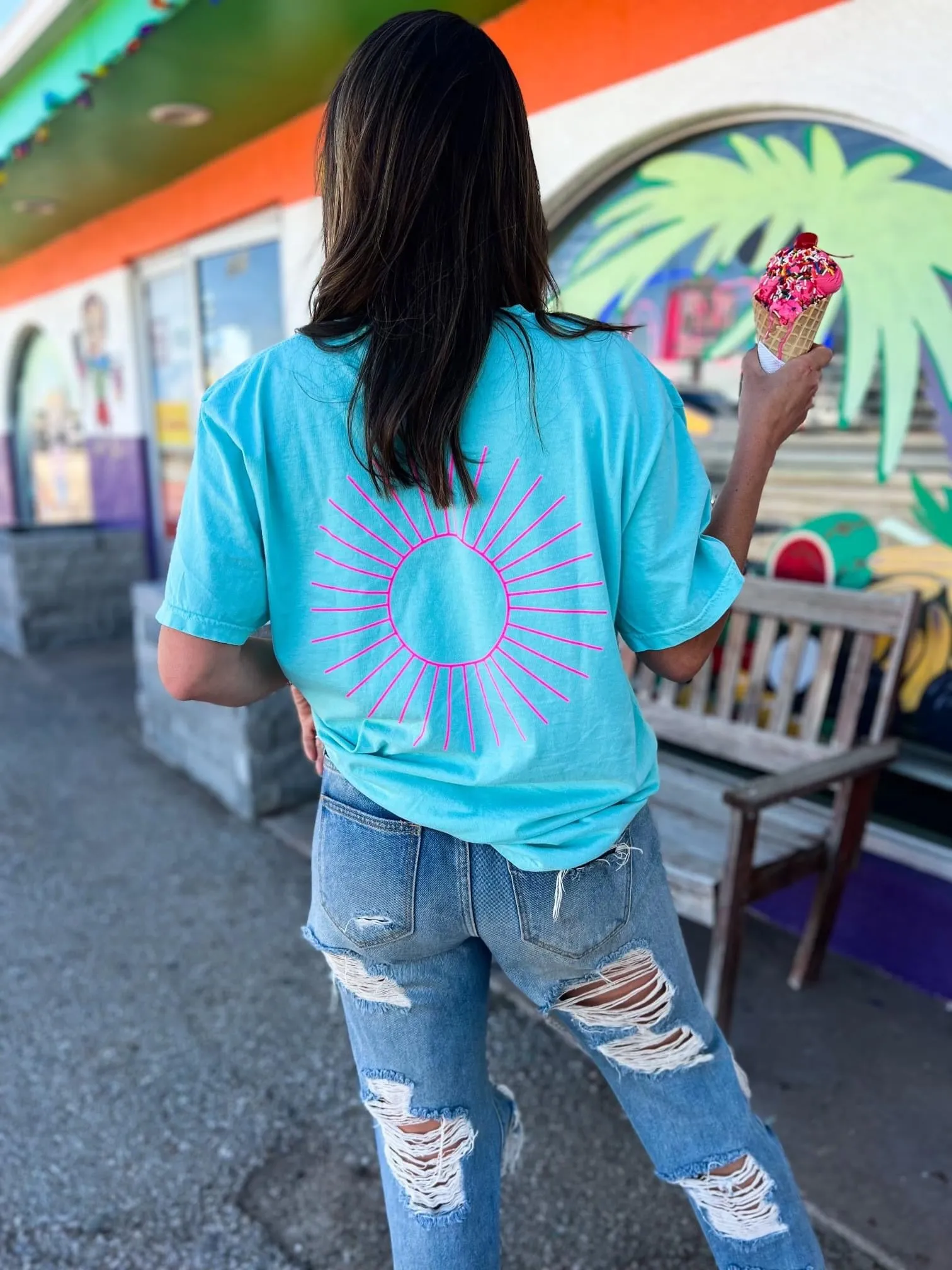 {STAY CLOSE TO PEOPLE WHO FEEL LIKE SUNSHINE.} Aqua   Pink Crew Neck Tee {Front   Back Print}